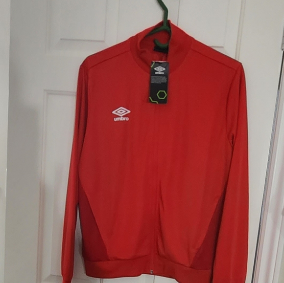 Brand new Umbro Size small jacket - Picture 10 of 11